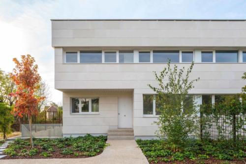 3 viviendas fachada calle