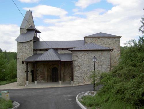 fachada principal iglesia