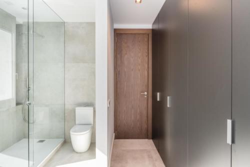 cuarto de baño y vestidor